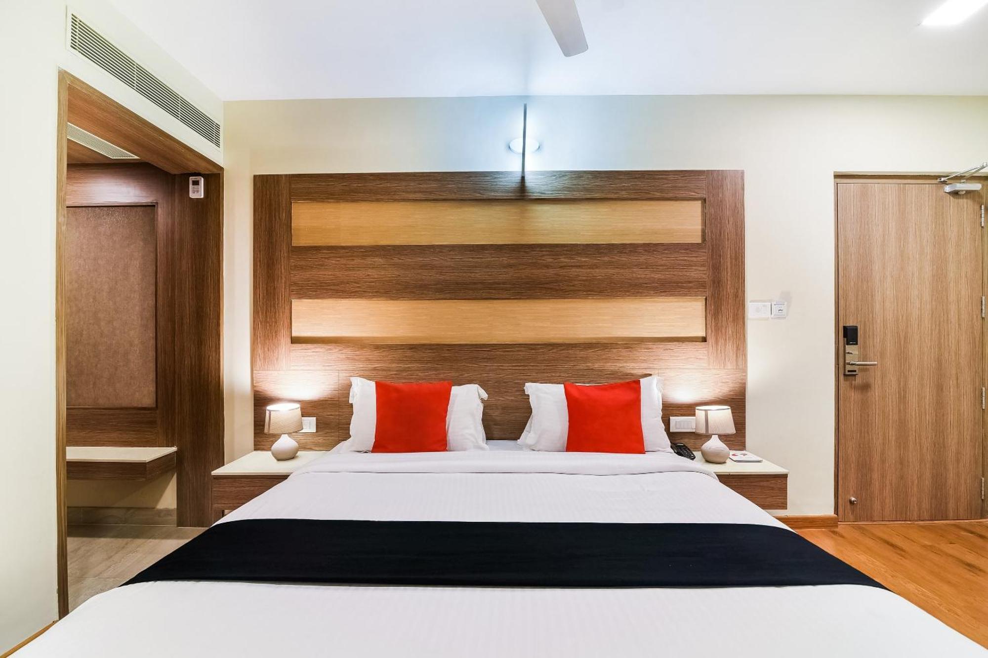 Super Capital O Grand Plaza Hotel Coimbatore Exterior photo