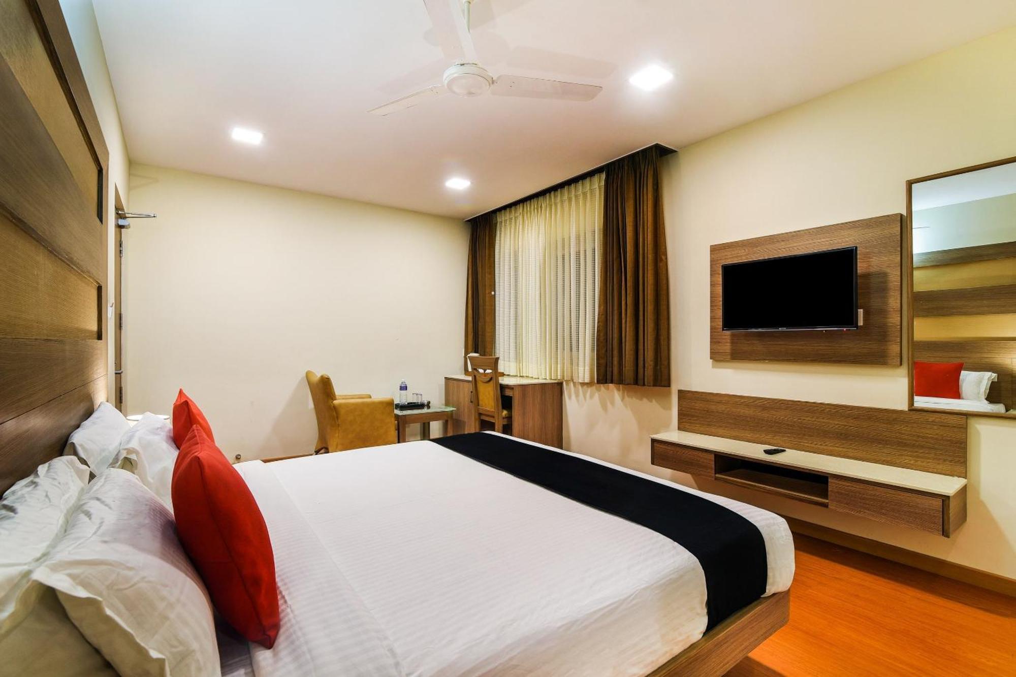 Super Capital O Grand Plaza Hotel Coimbatore Exterior photo