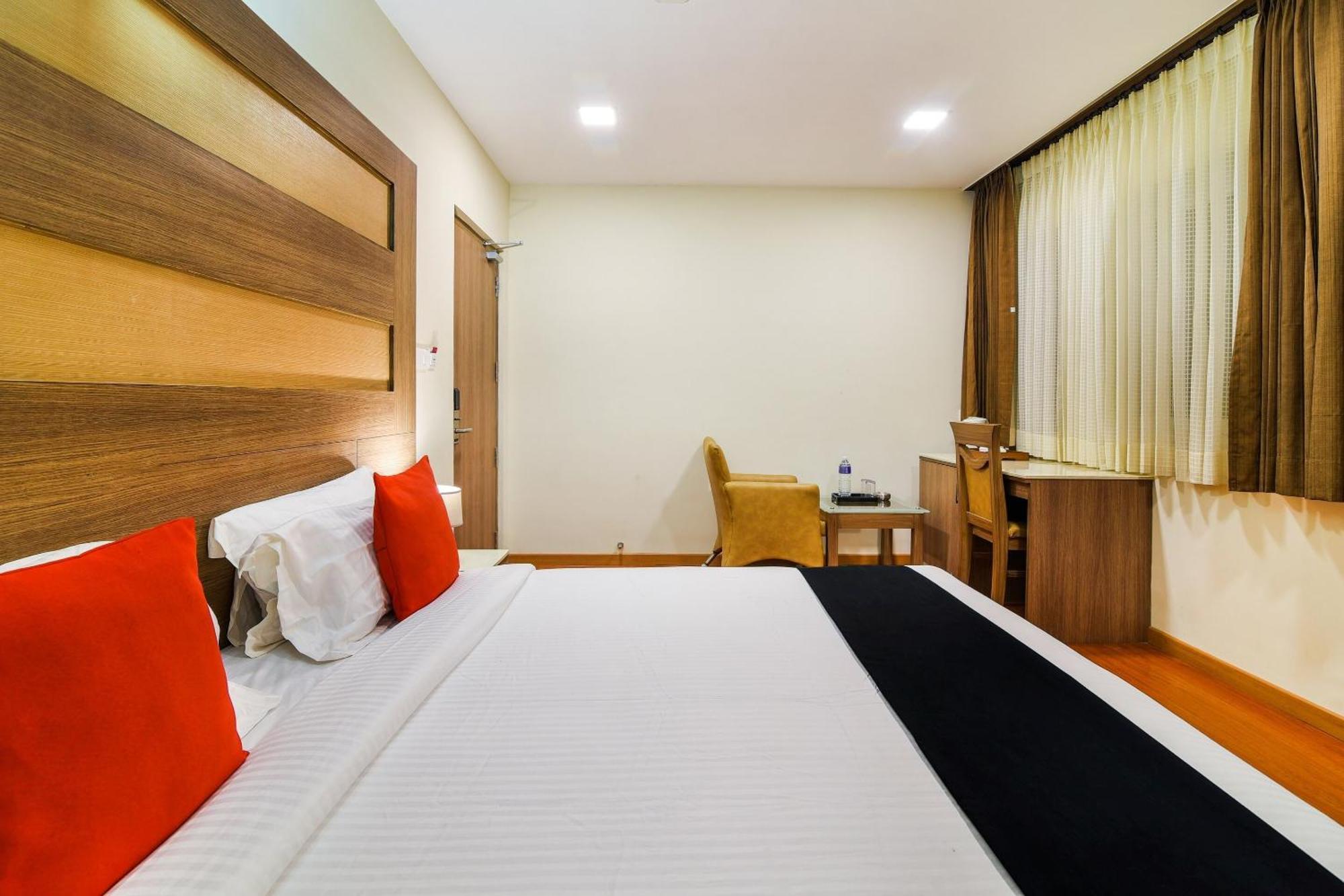 Super Capital O Grand Plaza Hotel Coimbatore Exterior photo