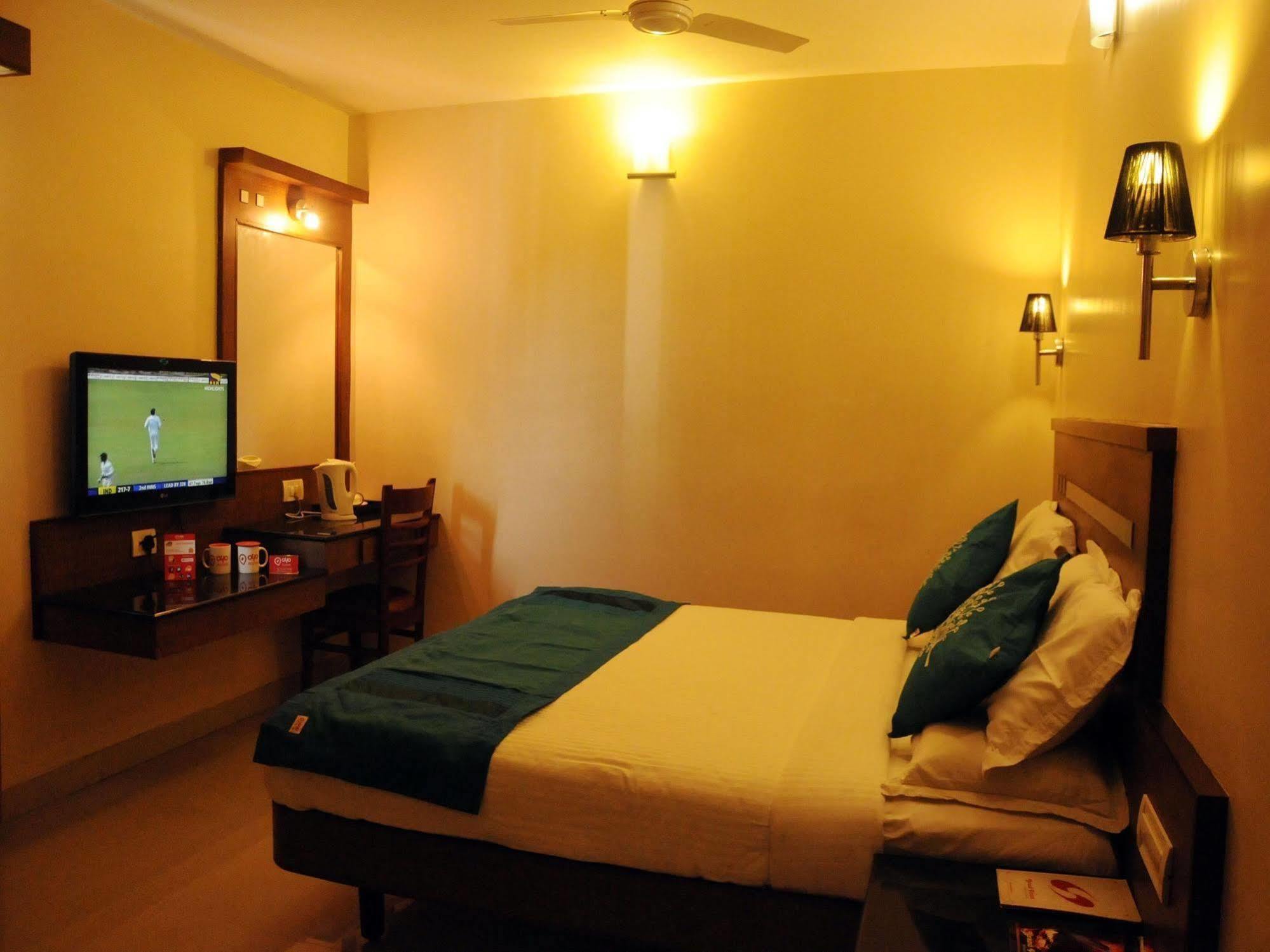 Super Capital O Grand Plaza Hotel Coimbatore Exterior photo